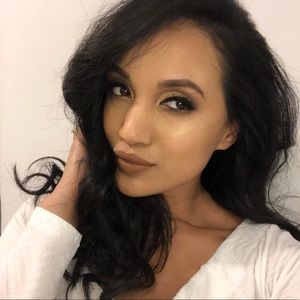 Meet your Posher, Veronica